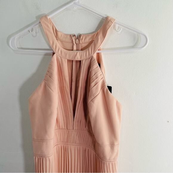 Lulu’s Ode To Romance Blush Pink Chiffon Pleated Keyhole Halter Maxi Dress Small - Picture 7 of 16